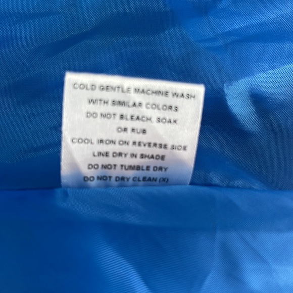 Club Paradise “Paxton” Puffer, Size M - Picture 16 of 16